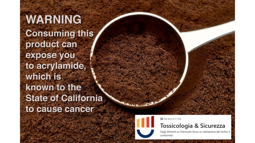 Immagine di un misurino di caffè con il classico messaggio di warning della proposition 65 in lingua americana